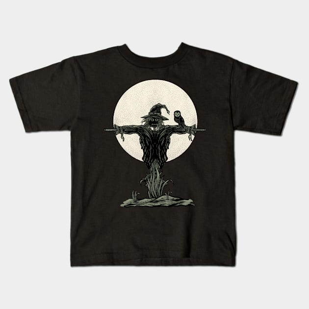 Scarecrow with the moon on scary night. Kids T-Shirt by Tuye Project